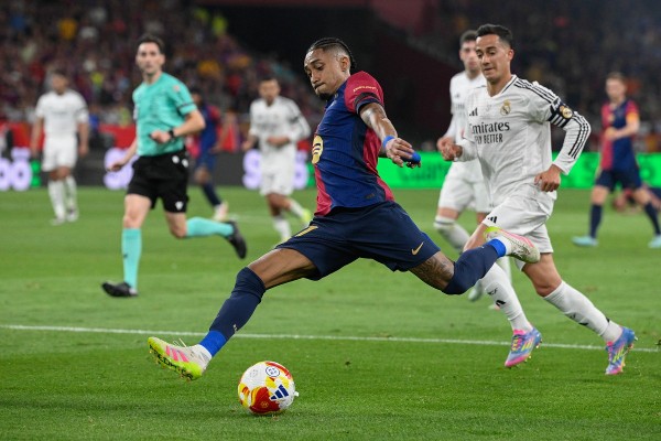 苏牙谈最喜欢的五球：踢诺维奇凌空斩，对马略卡脚后跟得分